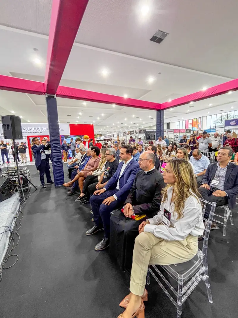 Rosália Lucas em agenda pública — foto 36